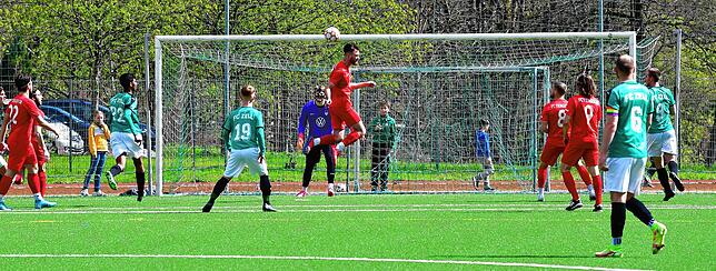 Bild 19: FC Zell besiegt den FC Tiengen 08 deutlich &ndash; und wir haben Bilder!