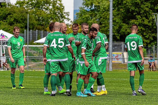 Bild 24: SV Herten kantert die U23 des SV 08 Laufenburg mit 6:1 nieder &ndash; und wir haben Bilder!