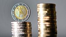 (Symbolbild) Über 17 Millionen Euro kann sich der Konstanzer Kreistag freuen. So viel Geld ist aus den Haushalten 2023 und 2024 übrig.