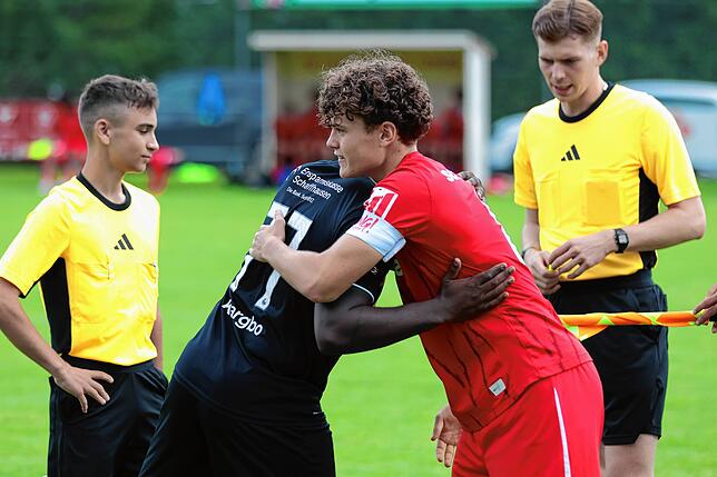 Bild 5: U19 des SC Freiburg gewinnt Test in Eggingen gegen den SV Schaffhausen mit 4:1 – wir haben Fotos!