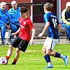 Mann des Tages: Marvin Laub (links, gegen Ben Brenn) traf doppelt für den FC Hochrhein beim 4:2 im Kellerduell gegen den VfB Waldshut ...