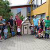 Die Kindergärten in Blumberg und den Teilorten sind gefragt. Unser Bild vom Sommer zeigt die Kinder mit ihren Vätern, Müttern und ...