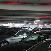Ein schwieriges Thema ist die Tiefgarage des GZH. Zum einen entgehen dem Haus Einnahmen durch die fehlenden Schranken, zum anderen muss ...