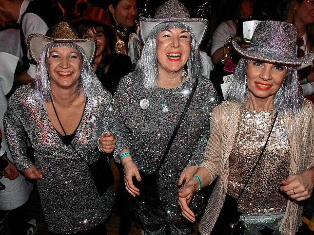 Bild 17: Viva Las Vegas &ndash; Bilder vom Holzhauerball im Milchwerk (3)