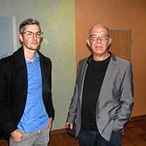Die Architekten Sebastian Eppler (links) und Markus Lanz berichten im Gemeinderat über den Stand der Planung für das neue Kinderhaus und ...