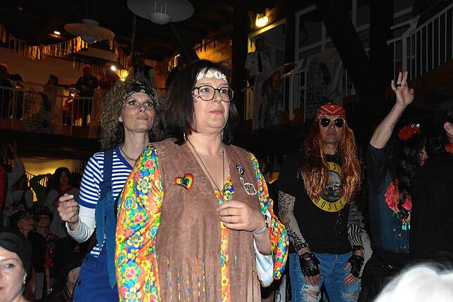 Bild 20: Beste Laune beim Narrenzunftball in Bad Dürrheim