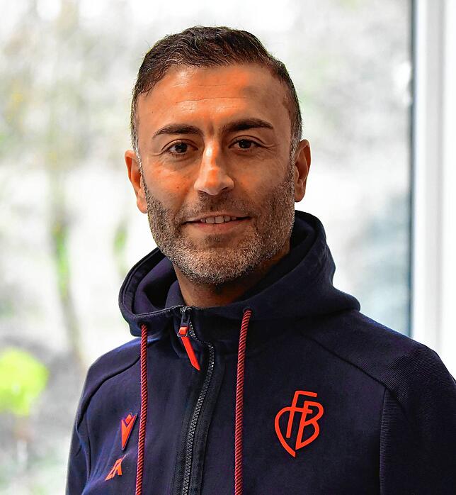 Erkan Aktas (FC Basel): „Was wurden wir damals beim SV 08 Laufenburg belächelt, als wir uns den breit ausgerichteten Staff aufgebaut ...