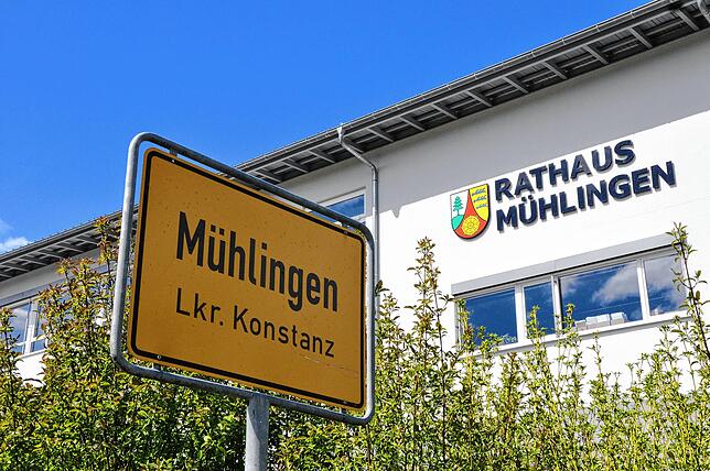 Das Objekt der Begierde: Thorsten Scigliano möchte als neuer Bürgermeister in das Mühlinger Rathaus gewählt werden.