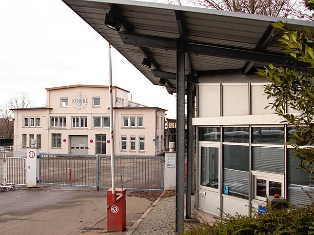 Hier fährt heute kein Lastwagen mehr durch: Die Pforte zu den ehemaligen Kramer-Werken in Überlingen.