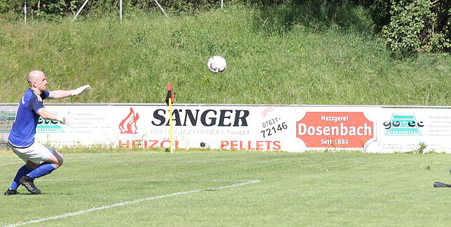 Bild 23: FSV Rheinfelden verliert Abstiegsduell beim VfR Bad Bellingen &ndash; wir haben die Bilder!