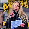 Mit-Initiatorin Nadine Stockburger schildert die prekäre Situation, die Handwerker über alle Gewerke betrifft. &bdquo;Wir sind die, die ...