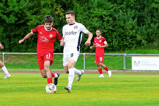 Bild 27: Beim 0:4 des FC RW Salem gegen FC Teningen waren wir mit der Kamera dabei!