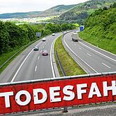 Sorgte für viel Gesprächsstoff: Mit Bannern wie diesem bei Geisingen hat das Verkehrsministerium auf der A 81 vor illegalen Autorennen ...