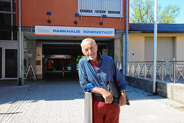 Hugo Lehmann vom Parkverein am Stockacher Parkhaus.