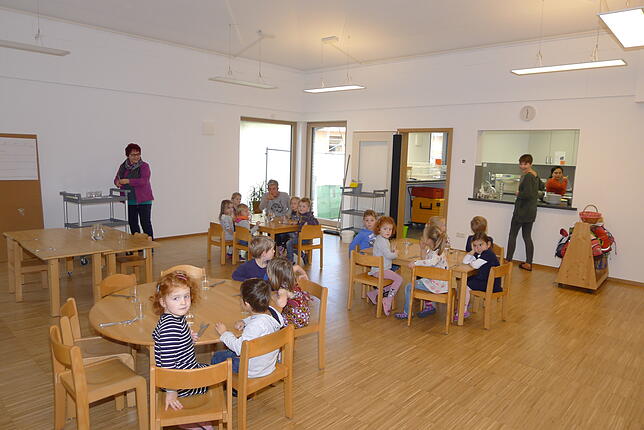 Für rund eine Million Euro wurde der Kindergarten in Untersiggingen erweitert und saniert. In der noch etwas nüchternen neuen Mensa ...