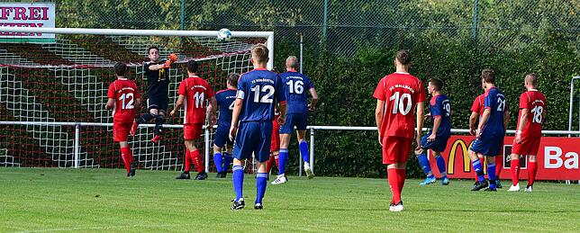 Bild 5: FC Schlüchttal siegt mit 4:2 beim FC Wallbach &ndash; und wir haben Bilder!