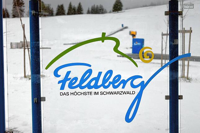 Die Feldbergbahnen GmbH steckt in finanziellen Schwierigkeiten. Das wird im März bekannt. Von einer Insolvenz könne aber noch nicht die ...