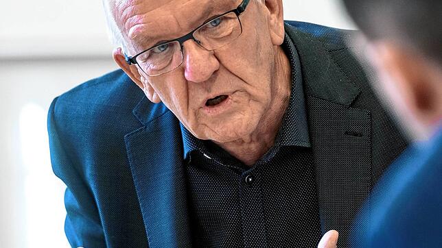 Winfried Kretschmann im Interview mit den Stuttgarter Korrespondenten des SÜDKURIER.
