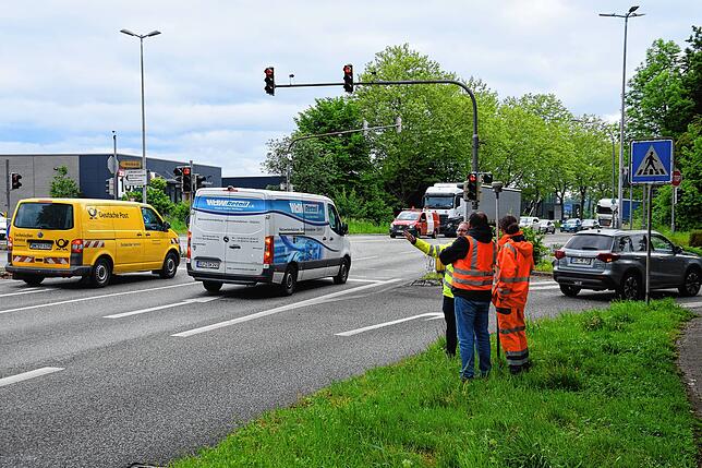Die hohe Verkehrsdichte bei der westlichen Ortseinfahrt nach Bad Säckingen stellt vor allem für Fußgänger und Radfahrer ein Risiko dar.