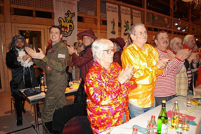 Bild 25: Bilder vom Zunftball aus der Graf-Burchard-Halle