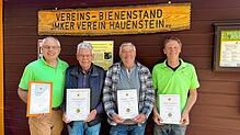 Die ausgezeichneten Imker Bernward Lohr (von links), Erwin Ebner, Peter Plitz und Armin Goering. Foto: Verein