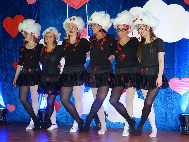 Die Narkose Girls begeisterten mit ihrem Tanz.
