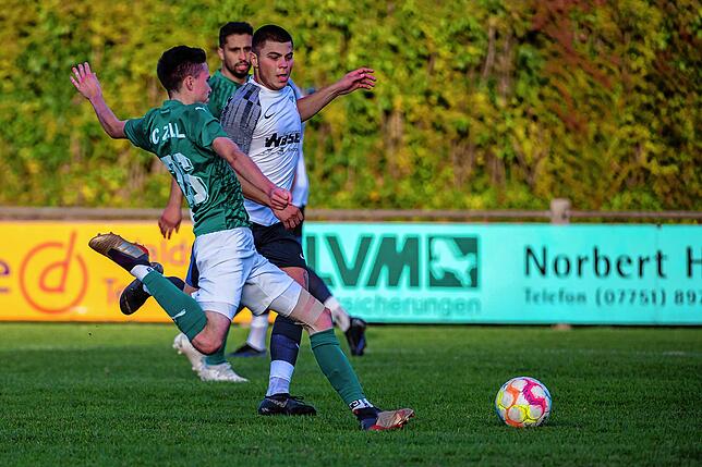 Bild 7: VfB Waldshut gewinnt mit 4:0 gegen den FC Zell &ndash; und wir haben Bilder!