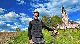 „Das ist eine Prestigelage und für uns eine einmalige Gelegenheit“, sagt der Meersburger Jungwinzer Matthias Krause. Er will an der ...