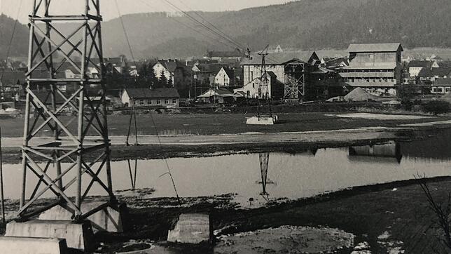Über diese Seilbahn wurde einst der am Höwenegg abgebaute Basalt ins Werk nach Immendingen transportiert.