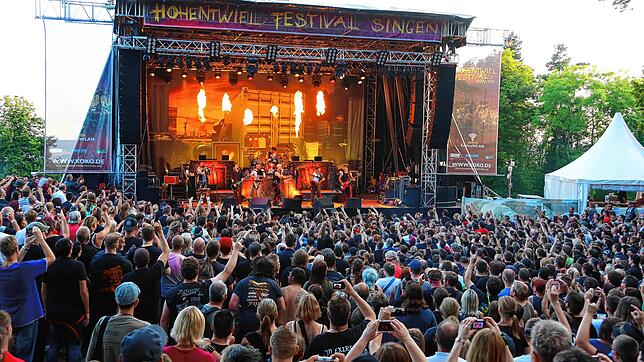 Jetzt herrscht Gewissheit: Das Hohentwielfestival 2021 wird wegen Corona abgesagt und ins nächste Jahr verschoben. Damit wird es keine ...