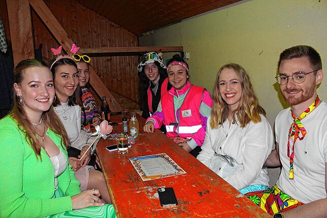Bild 4: Fasnachtsparty des Turn- und Sportvereins Oberbaldingen am Fasnachtsfreitag: hier gibt´s die Bilder!