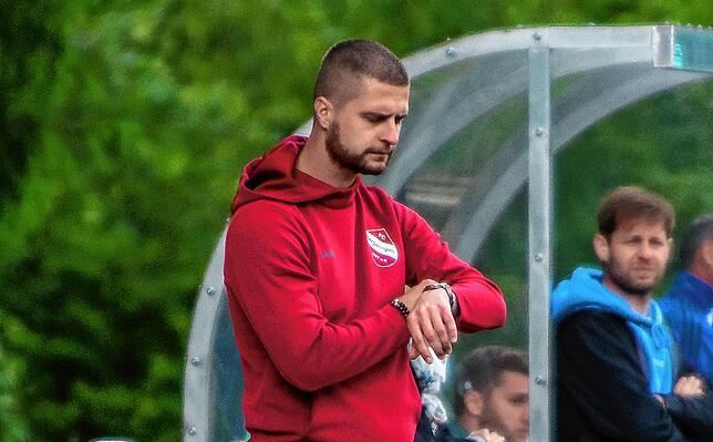Gute Zeit: Matthias Hertweck arbeitet auch in seinem dritten Trainerjahr beim FC Bergalingen sehr erfolgreich.