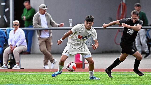 Bild 15: TuS Stetten setzt sich mit 5:1 gegen FC Erzingen durch – und wir haben Bilder!