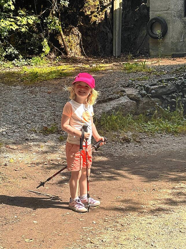 Unsere fast 4-jährige Tochter Romy als kleiner Wandernachwuchs in Südtirol. Foto: Stefanie Hauck