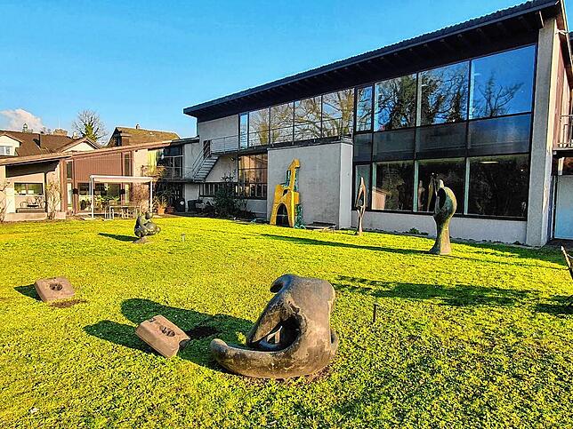 Eine Wanderung auf der Laufenburger Acht kann ideal mit einem Besuch des Rehmann-Museums in Laufenburg (CH) verbunden werden. Im Museum ...