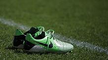 Die Kickschuhe nicht anziehen wollen die Fußballer des SC Konstanz-Wollmatingen. Sie wollen nicht gegen den FC Anadolu Radolfzell antreten.
