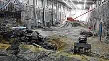 Das Foto aus dem Jahr 2022 zeigt eine Innenansicht der mittlerweile zurückgebauten Sanierungshalle. Bild: Roche