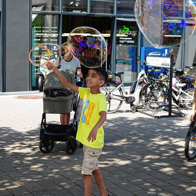 Bild 13: Bilder vom Aktionstag Herz für Kinder