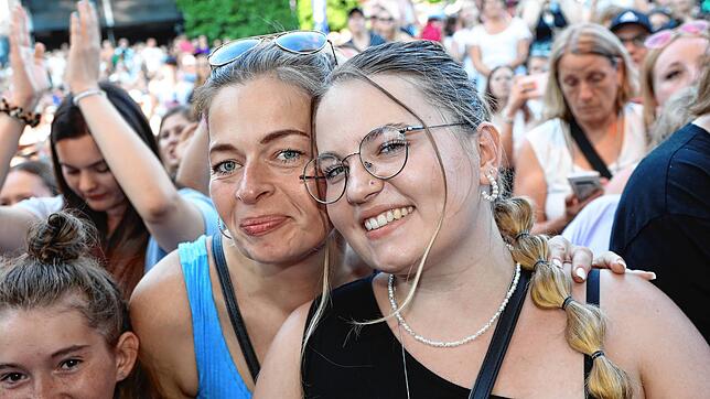 Bild 24: Lea und Lotte verzaubern das Publikum auf dem Hohentwiel &ndash; Bilder von Lea Teil 1