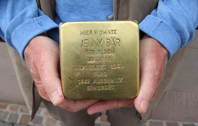 Den Stolperstein von Jenny Bär ließ Friedrich Engelke bereits vor 10 Jahren anfertigen. Nun soll er am 7. November 2023 endlich verlegt ...