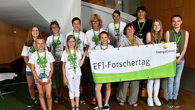 Schülerinnen und Schüler aus Bad Säckingen nahmen mit ihrem Streuobstwiesen-Projekt am EFI-Forschertag teil, aus Rippolingen und ...