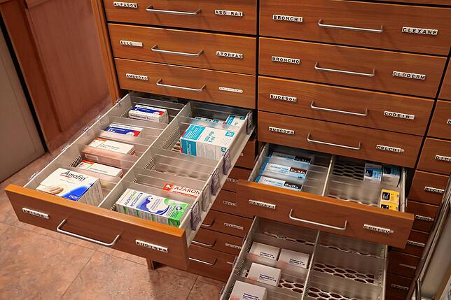 Bild 2: Nachfolger für Apotheke dringend gesucht!