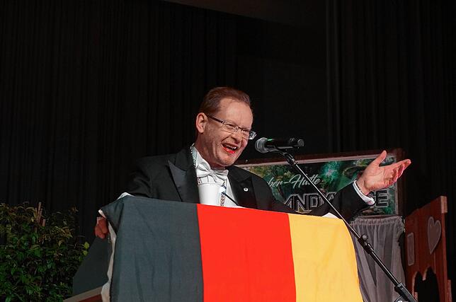 Bild 13: Düengemer Obed 2025: Zauberwald und tolle Unterhaltung in Tiengener Stadthalle