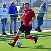 Abwehr oder &bdquo;Achter&ldquo;. Nick Schupp vom FC Hochrhein ist vielfältig einsetzbar.