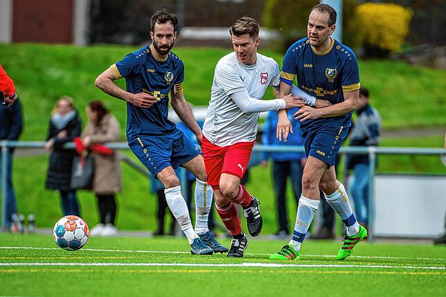 Bild 17: SV Albbruck gewinnt Derby zu seinem Jubiläum mit 4:2 gegen den SV Dogern &ndash; und wir haben Bilder!