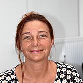 Ulrike Salat (Grüne) übt heftige Kritik daran, dass eine Entscheidung für Holzbauweise nicht möglich war.