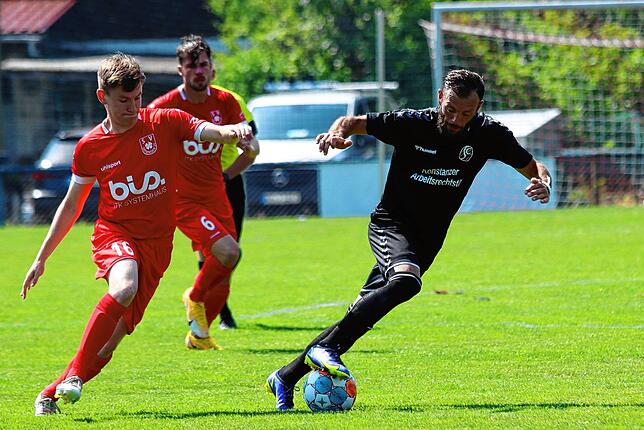 Bild 8: Die besten Bilder vom Relegationshinspiel zwischen Konstanz-Wollmatingen und Geisingen