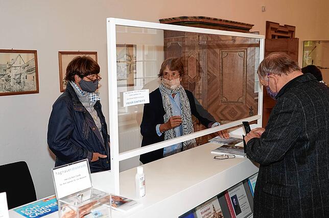 Insbesondere kleinere Museen mussten sich fragen: Wie können wir die Corona-Maßnahmen bei engen Platzverhältnissen umsetzen? Der ...
