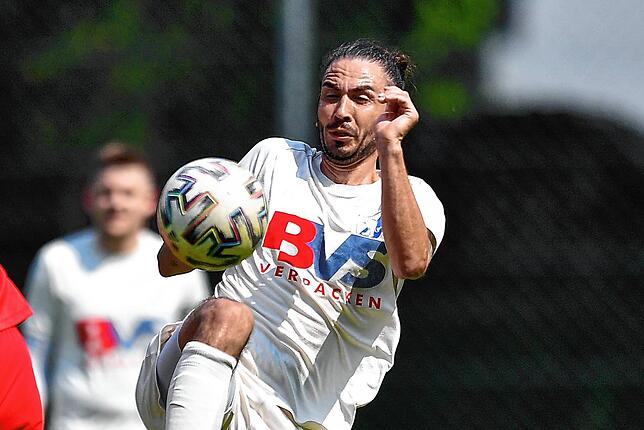 Bild 34: FC Erzingen verliert beim SV Ballrechten-Dottingen mit 0:4 &ndash; und wir haben Bilder!