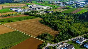 Das neue Hallenbad im Zentralbereich soll kommen – derzeit gibt es davon allerdings nur das Grundstück. Der Bauplatz für das geplante ...